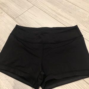 IVIVVA SHORTS